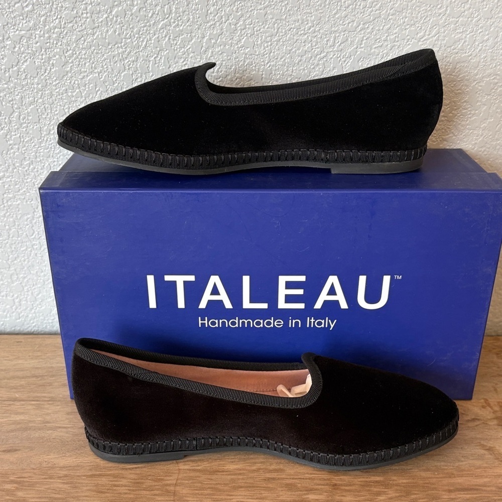 Italeau Women's Black Velvet Loafers - Picture 6 of 12